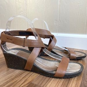 Teva Leather Cabrillo Strap Wedge 2 Comfort Sandals
